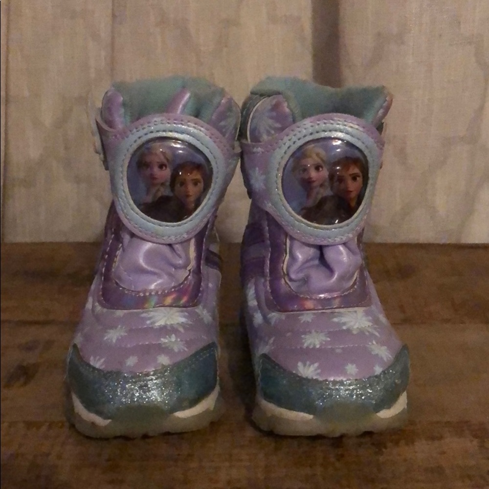 Frozen Snow Boots size 6